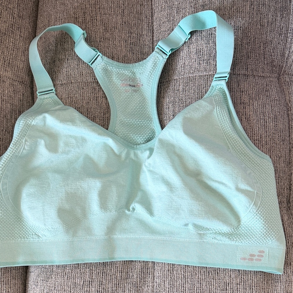 The Academy Brand Aqua Sports Bra